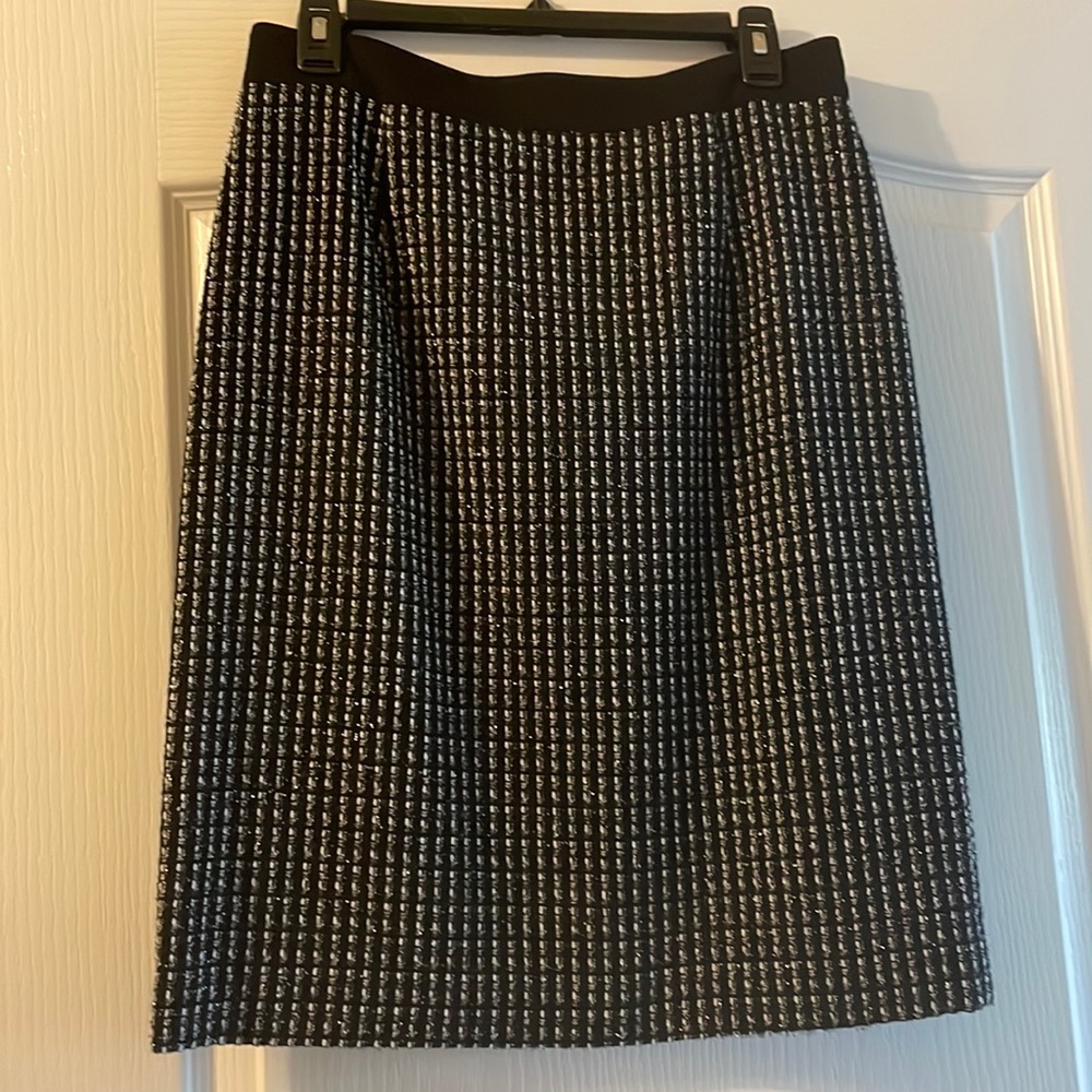 NWT Antonio Melani size 6 black skirt
